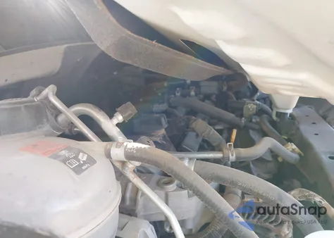 2020 Nissan Kicks Sr Xtronic Cvt z USA, uszkodzony, nr VIN 3N1CP5DVXLL484197